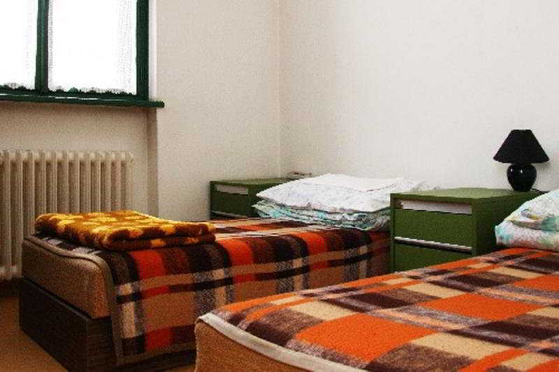 Hotel Sunstar Heights Дели Экстерьер фото